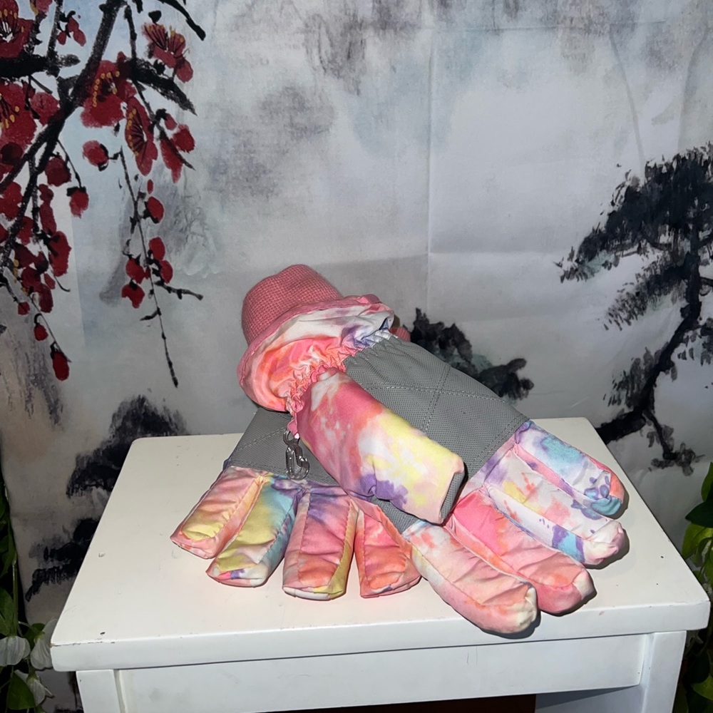 Tie dye All weather gloves girls L 8+